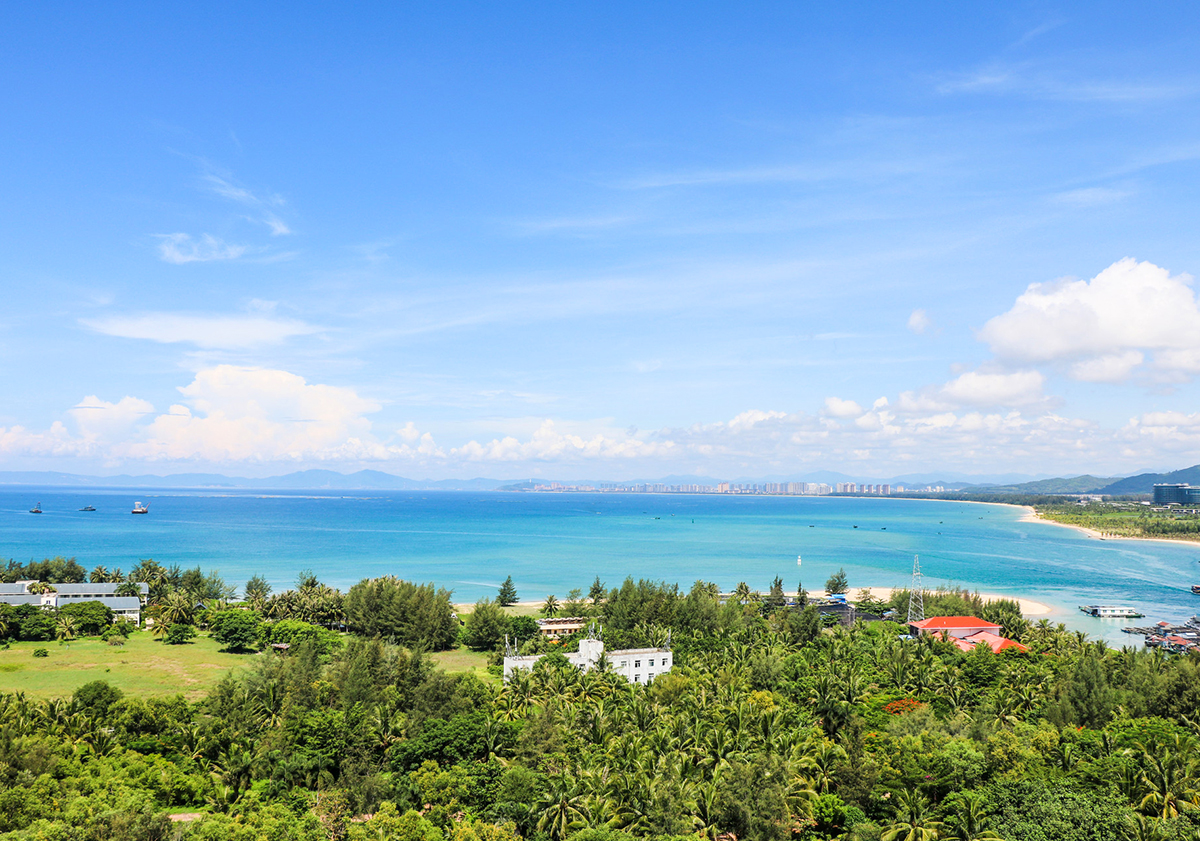 南海翡翠，作家筆下的海南風(fēng)情之旅